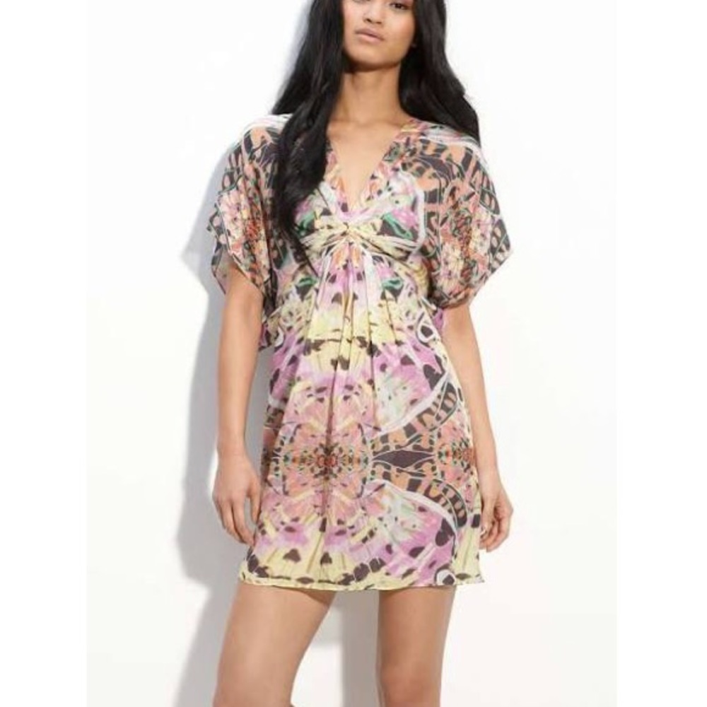 86%OFF‼️Leifsdottir Vibrant Silk Abstract Kimono👗